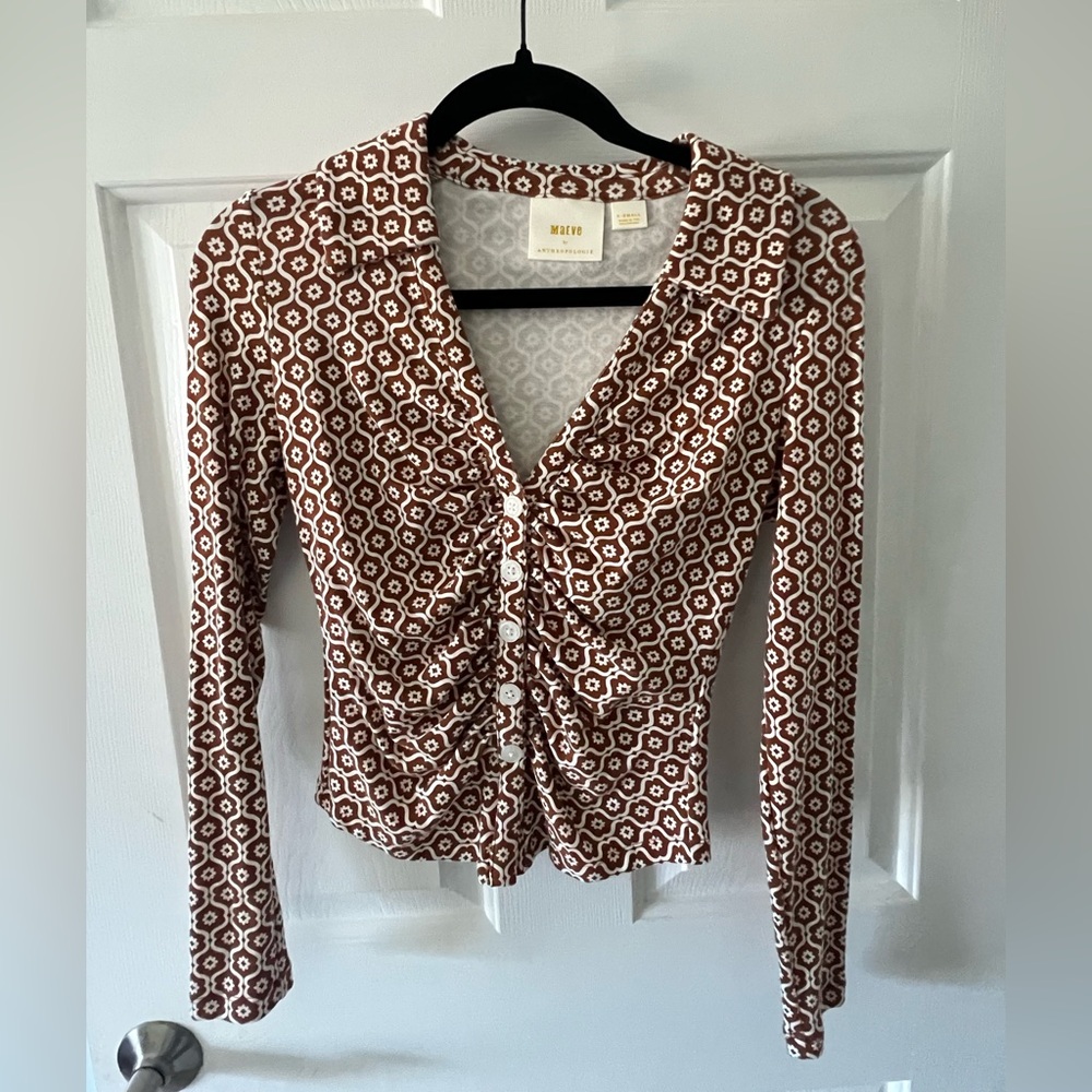 Anthropologie Brown and White Floral-Print Ruched Button-Front Top